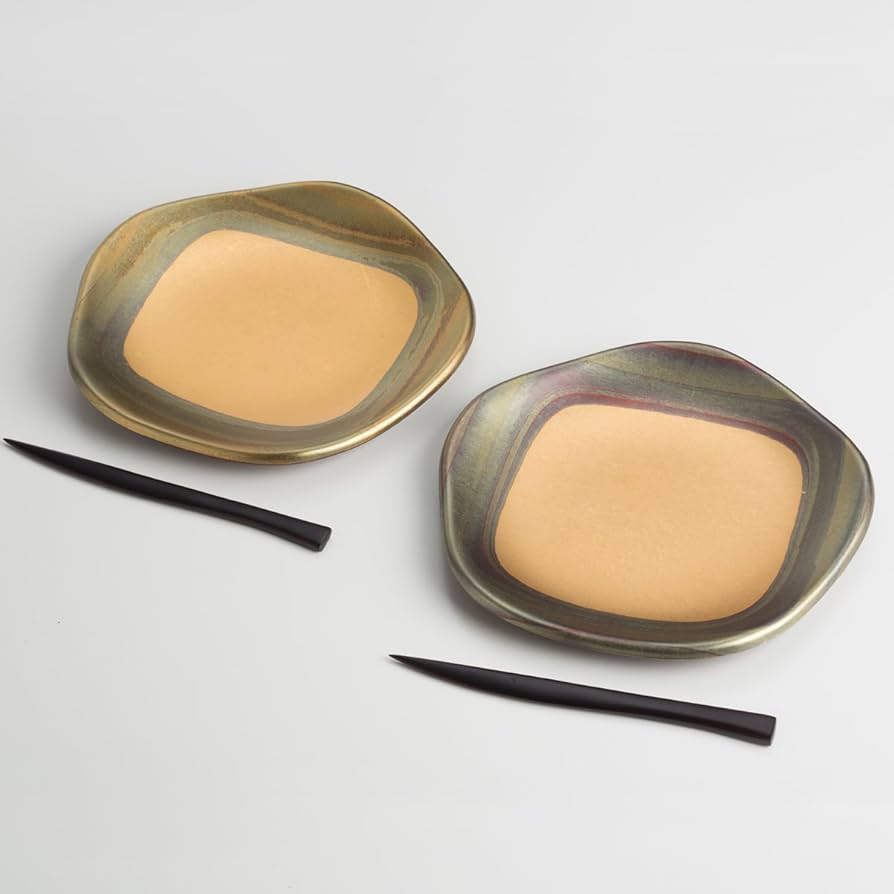 箔一オリジナル金沢箔『古代箔』二段重・ 古代箔梅型銘々皿 2セット 古代箔 梅型銘々皿<2枚>